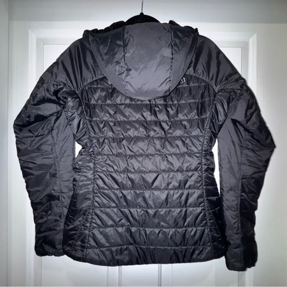 The North Face Black Ski Jacket with Quilted Design and Hood - Picture 11 of 15